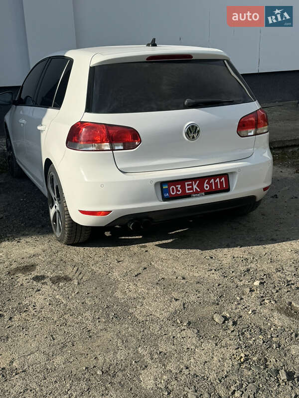 Хэтчбек Volkswagen Golf 2009 в Луцке