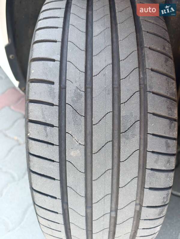 Універсал Volkswagen Golf 2020 в Коломиї