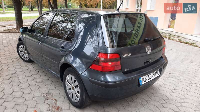 Хетчбек Volkswagen Golf 2000 в Харкові