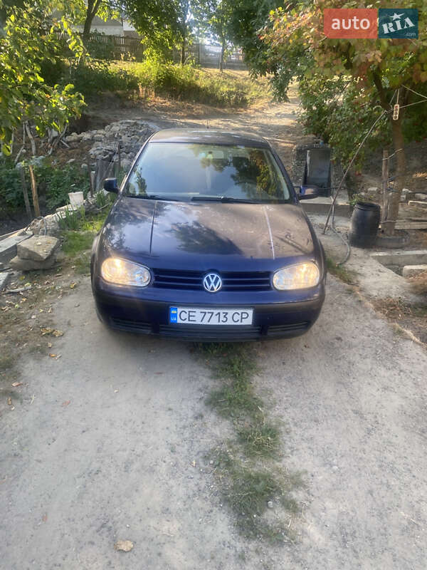 Хэтчбек Volkswagen Golf 2001 в Шиловцы