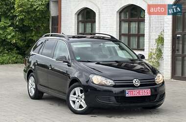 Универсал Volkswagen Golf 2010 в Красилове