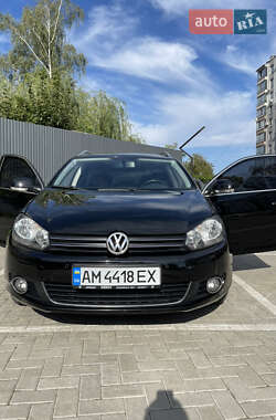 Універсал Volkswagen Golf 2010 в Житомирі