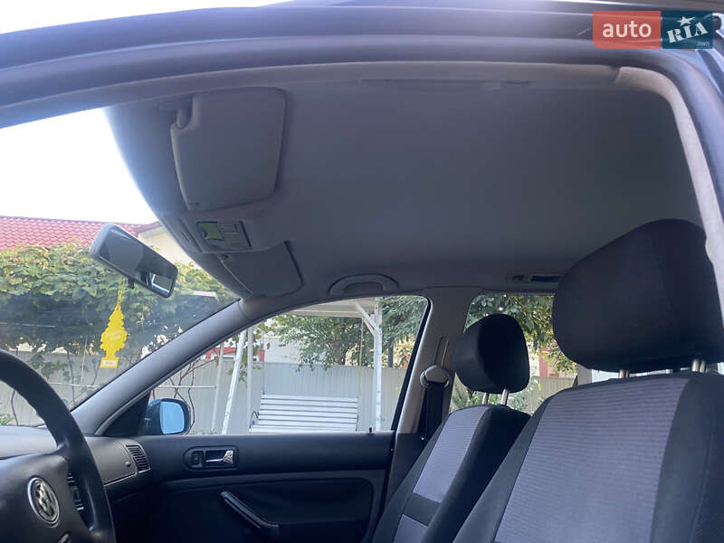 Універсал Volkswagen Golf 2002 в Бучачі