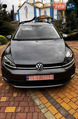 Універсал Volkswagen Golf 2018 в Львові