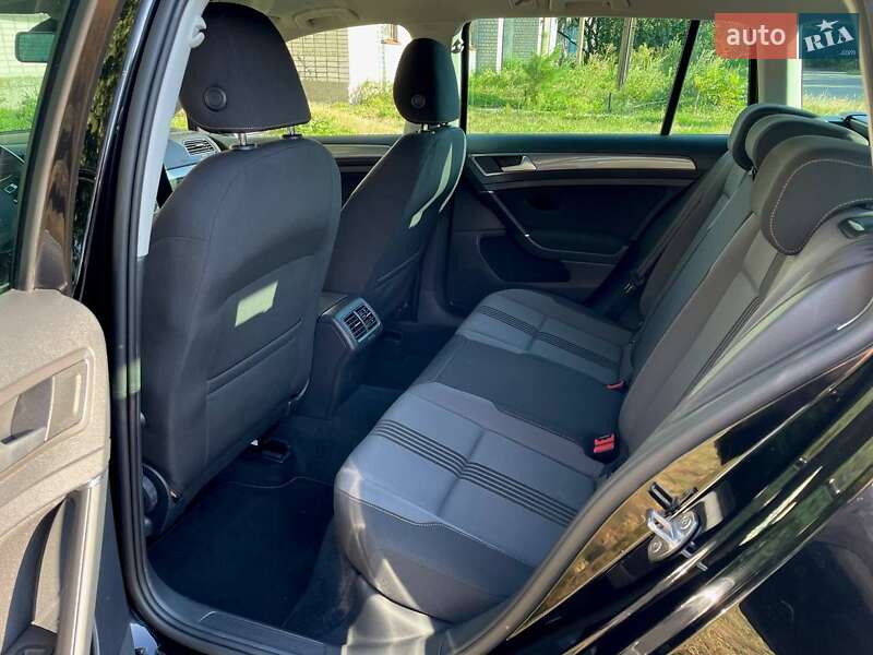 Універсал Volkswagen Golf 2016 в Конотопі фото 5 Універсал Volkswagen Golf 2016 в Конотопі
