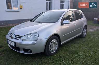 Хэтчбек Volkswagen Golf 2004 в Шепетовке