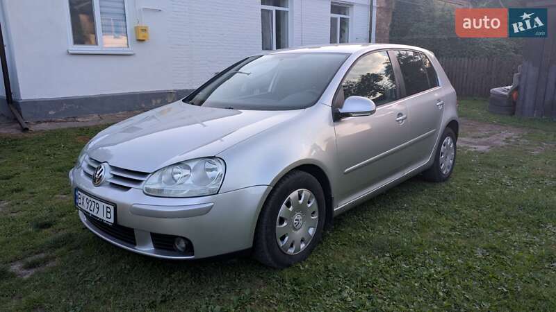 Volkswagen Golf 2004