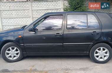 Хэтчбек Volkswagen Golf 1996 в Житомире