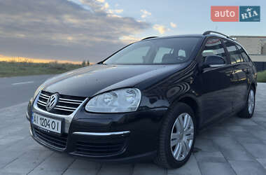Универсал Volkswagen Golf 2008 в Киеве