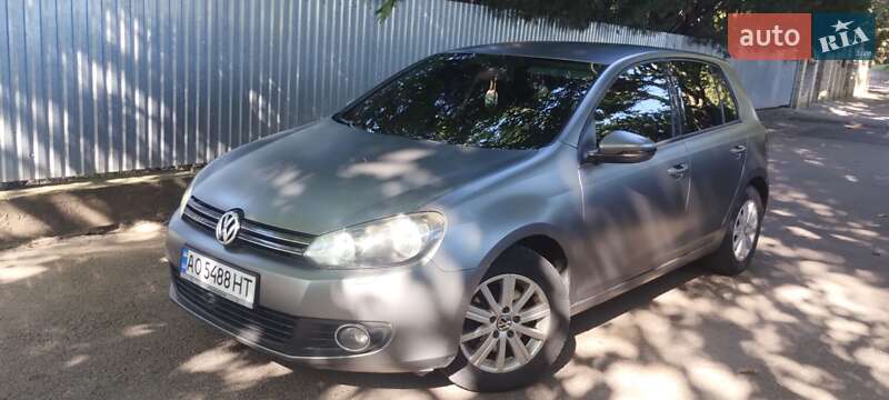 Хетчбек Volkswagen Golf 2012 в Мукачевому