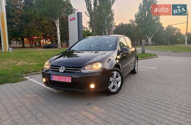 Хэтчбек Volkswagen Golf 2008 в Запорожье