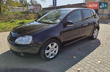Хэтчбек Volkswagen Golf 2007 в Брошневе-Осаде