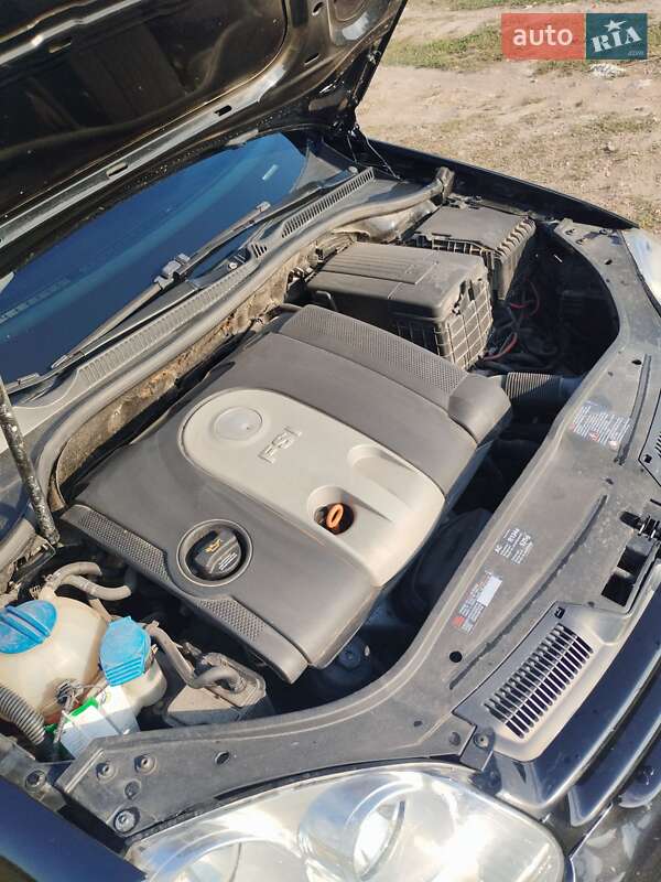 Хэтчбек Volkswagen Golf 2004 в Радехове фото 6 Хэтчбек Volkswagen Golf 2004 в Радехове