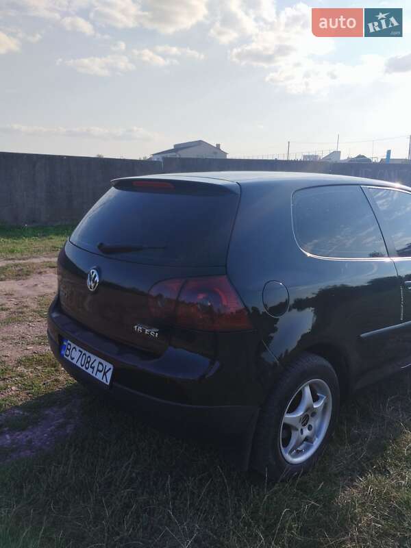 Хэтчбек Volkswagen Golf 2004 в Радехове фото 15 Хэтчбек Volkswagen Golf 2004 в Радехове