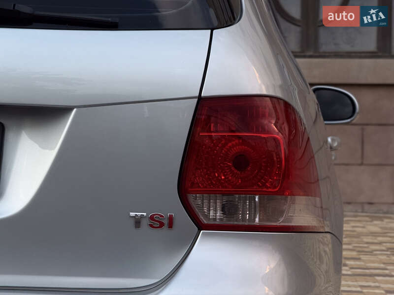 Універсал Volkswagen Golf 2009 в Миколаєві