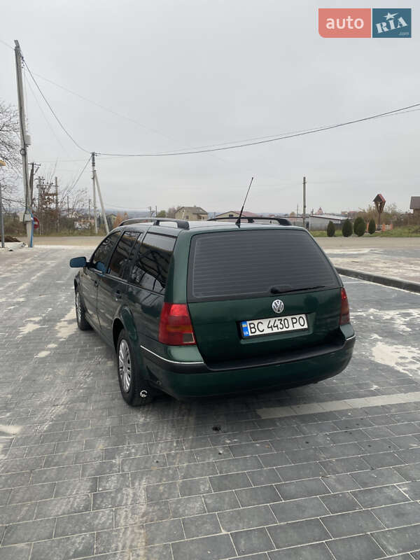 Універсал Volkswagen Golf 1999 в Мостиській