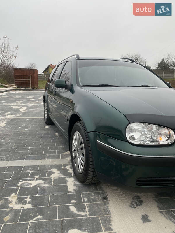 Універсал Volkswagen Golf 1999 в Мостиській