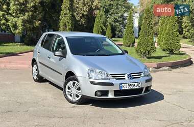 Хэтчбек Volkswagen Golf 2007 в Киеве