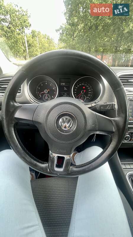 Универсал Volkswagen Golf 2009 в Николаеве