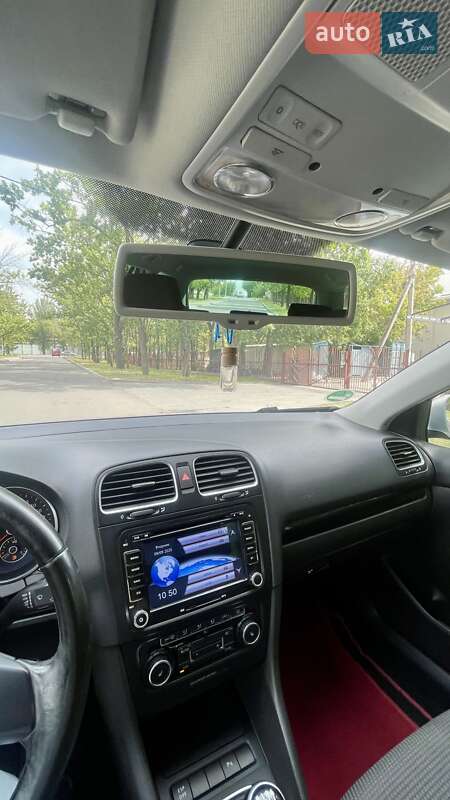 Универсал Volkswagen Golf 2009 в Николаеве