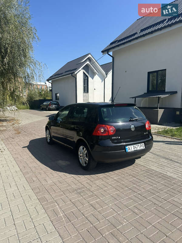 Хетчбек Volkswagen Golf 2006 в Білогородці