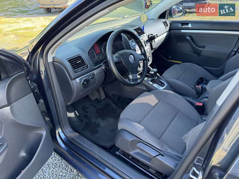 Универсал Volkswagen Golf 2008 в Ровно фото 9 Универсал Volkswagen Golf 2008 в Ровно