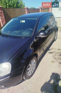 Хэтчбек Volkswagen Golf 2004 в Житомире