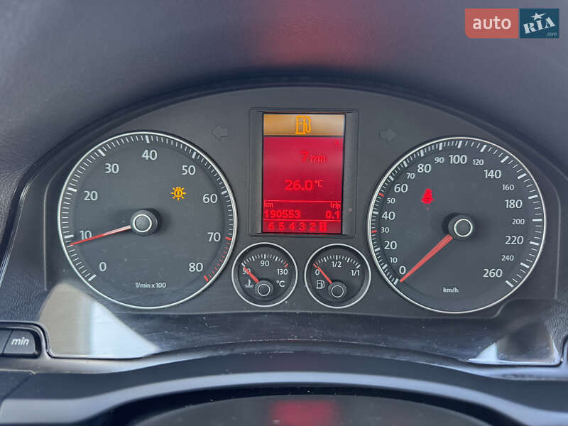 Універсал Volkswagen Golf 2008 в Києві