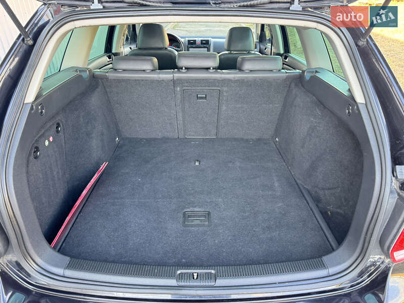 Універсал Volkswagen Golf 2008 в Києві