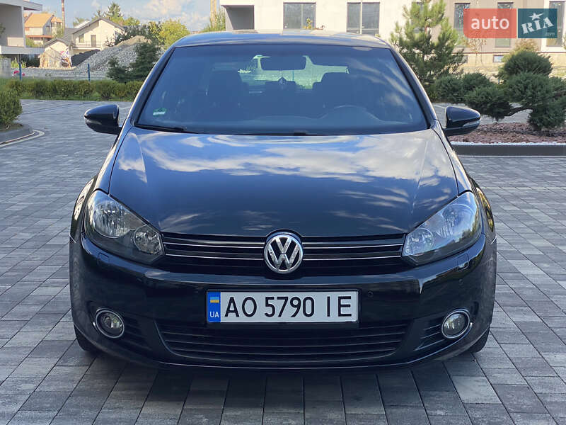 Хэтчбек Volkswagen Golf 2009 в Мукачево