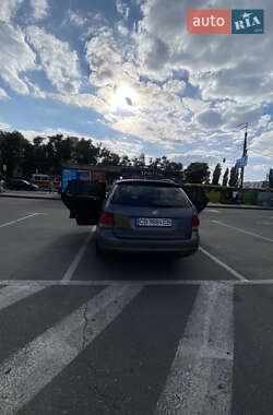 Универсал Volkswagen Golf 2010 в Киеве