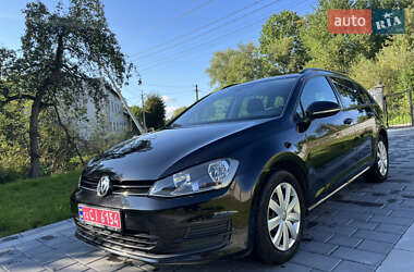 Універсал Volkswagen Golf 2016 в Трускавці