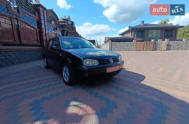 Універсал Volkswagen Golf 2004 в Звягелі