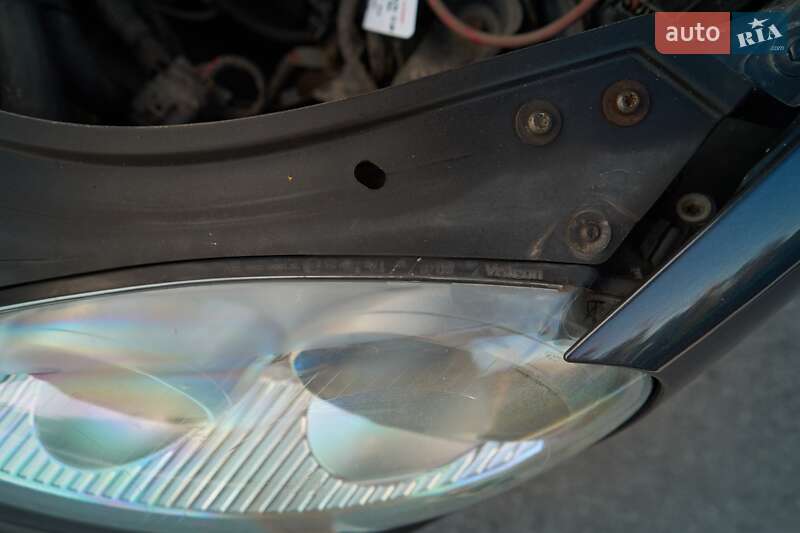 Хэтчбек Volkswagen Golf 2004 в Кременчуге