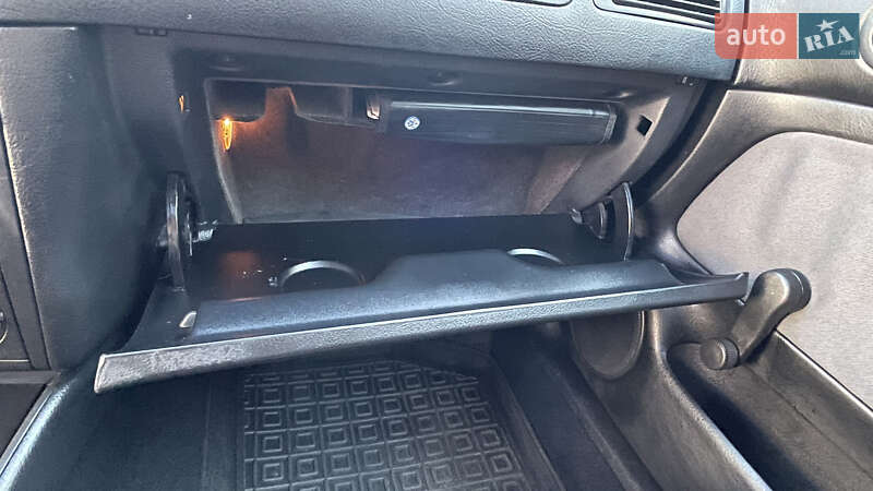 Хетчбек Volkswagen Golf 1997 в Українці