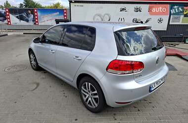 Хетчбек Volkswagen Golf 2009 в  фото 5 Хетчбек Volkswagen Golf 2009 в