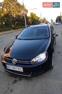 Универсал Volkswagen Golf 2010 в Тернополе