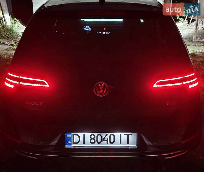 Хэтчбек Volkswagen Golf 2017 в Кривом Роге