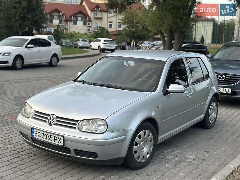 Volkswagen Golf 2002