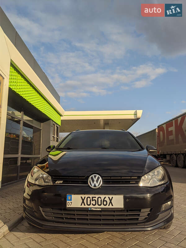 Універсал Volkswagen Golf 2013 в Мукачевому