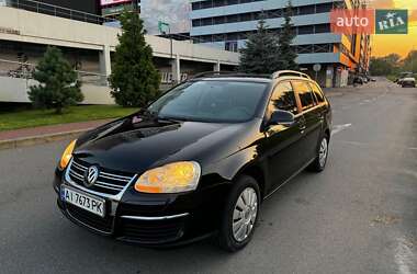 Універсал Volkswagen Golf 2007 в Києві