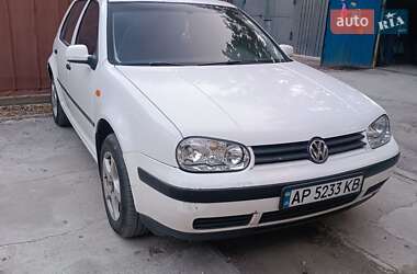 Хетчбек Volkswagen Golf 1998 в Запоріжжі
