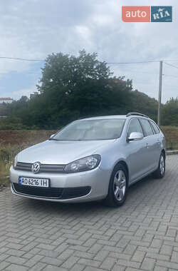 Універсал Volkswagen Golf 2011 в Мукачевому