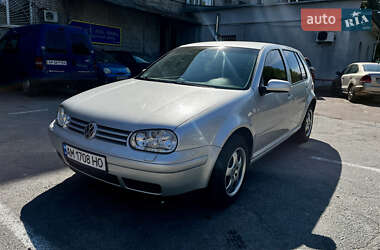 Хэтчбек Volkswagen Golf 2003 в Житомире