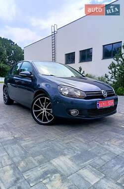 Хэтчбек Volkswagen Golf 2009 в Луцке