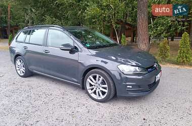 Универсал Volkswagen Golf 2016 в Луцке
