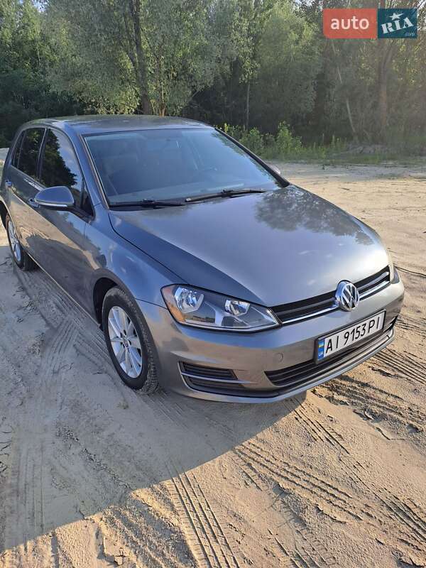 Хэтчбек Volkswagen Golf 2016 в Буче