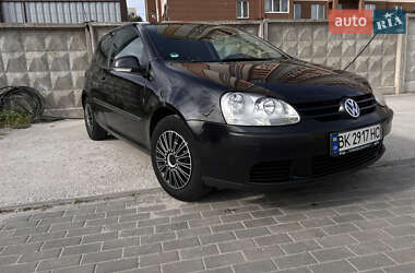 Хетчбек Volkswagen Golf 2005 в Києві