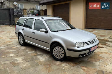 Универсал Volkswagen Golf 2005 в Бучаче