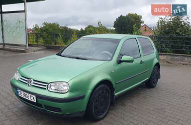 Хэтчбек Volkswagen Golf 1998 в Косове